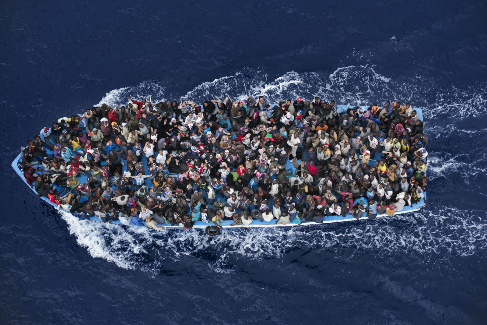 Мигранты стремятся в Европу